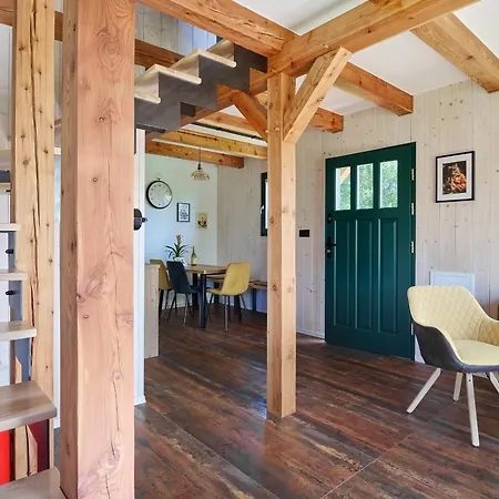 Casa de Férias Beztroski Szachulcowa 4a
