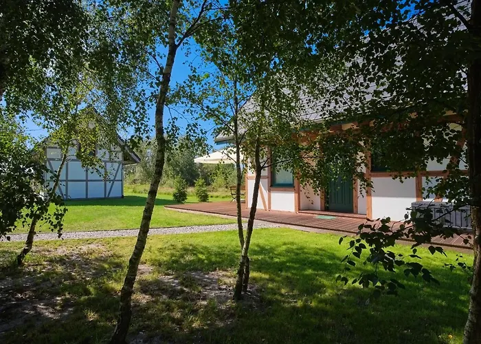 Beztroski Szachulcowa 4a * 罗威