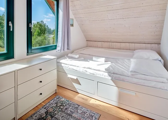 Beztroski Szachulcowa 4a 度假居